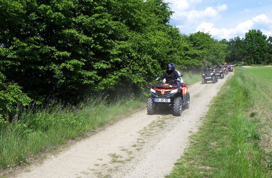 Quad-Abenteuer und Bootstour